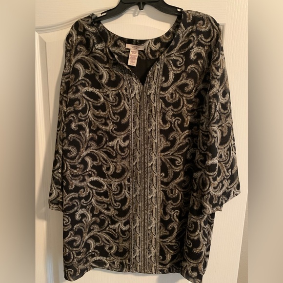 Bell sleeve blouse size 20W - Picture 9 of 9